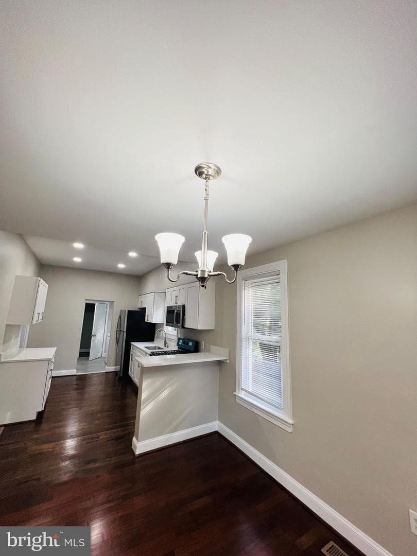 5709 Dade Street photo 7