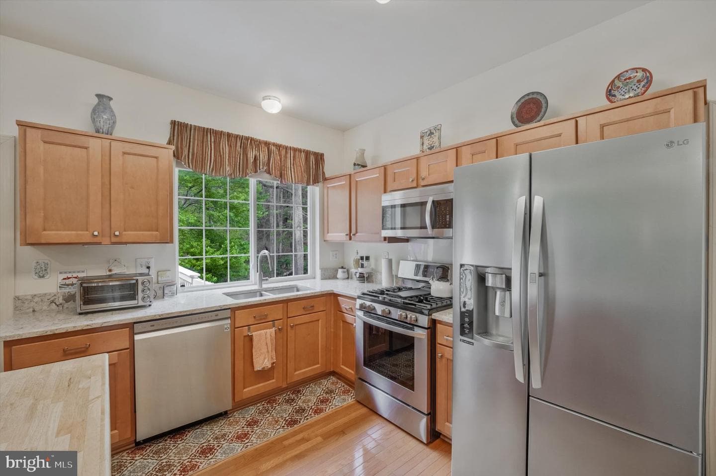 13716 Carlene Drive photo 3