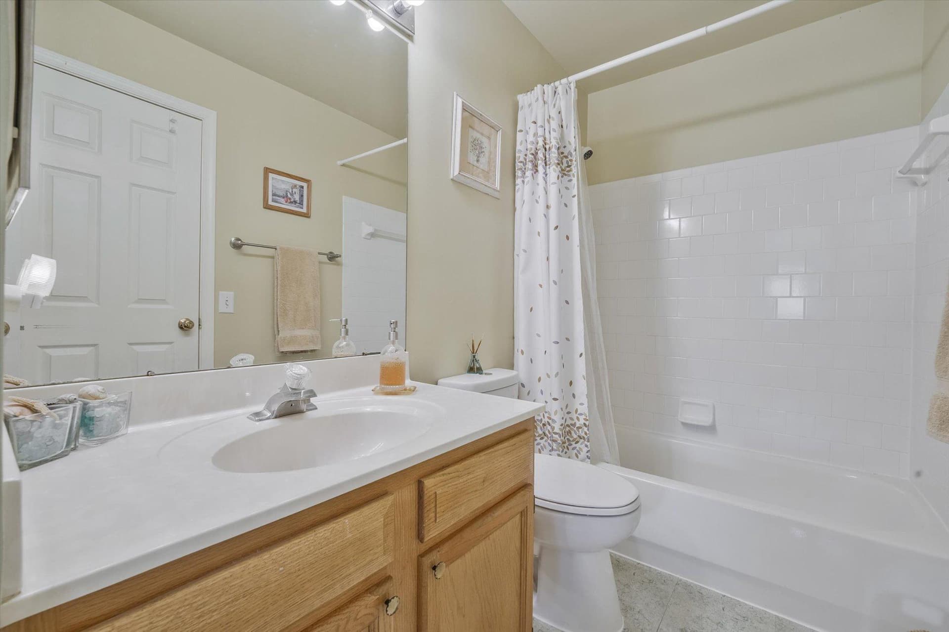 13716 Carlene Drive photo 32