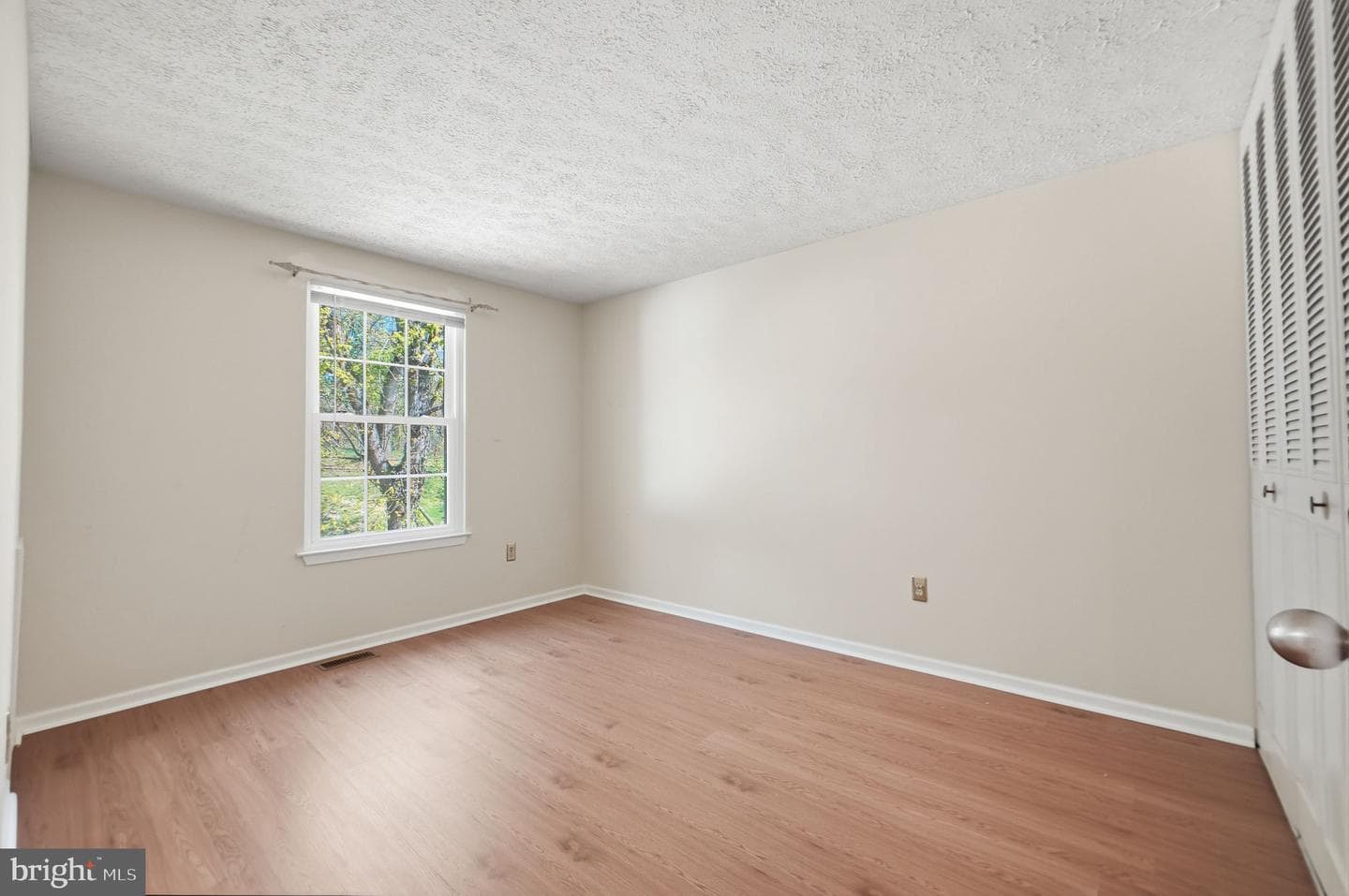 10300 Forestgrove Lane photo 16