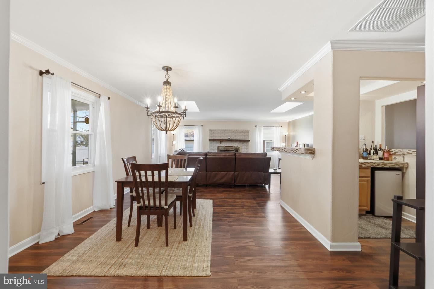2907 Tarragon Lane photo 4