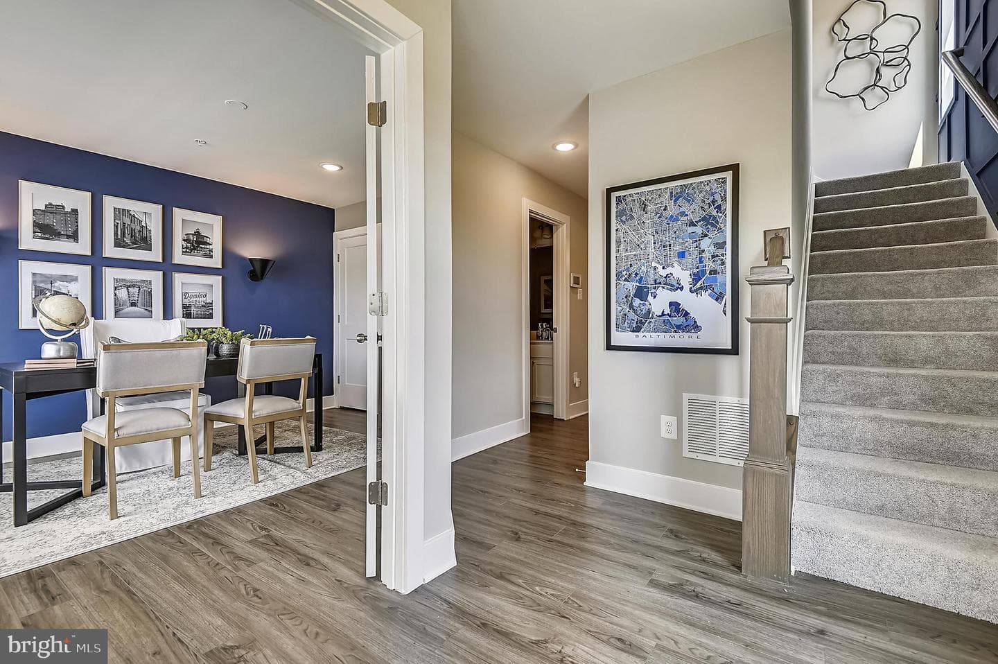 16613 Breezeway Alley photo 3