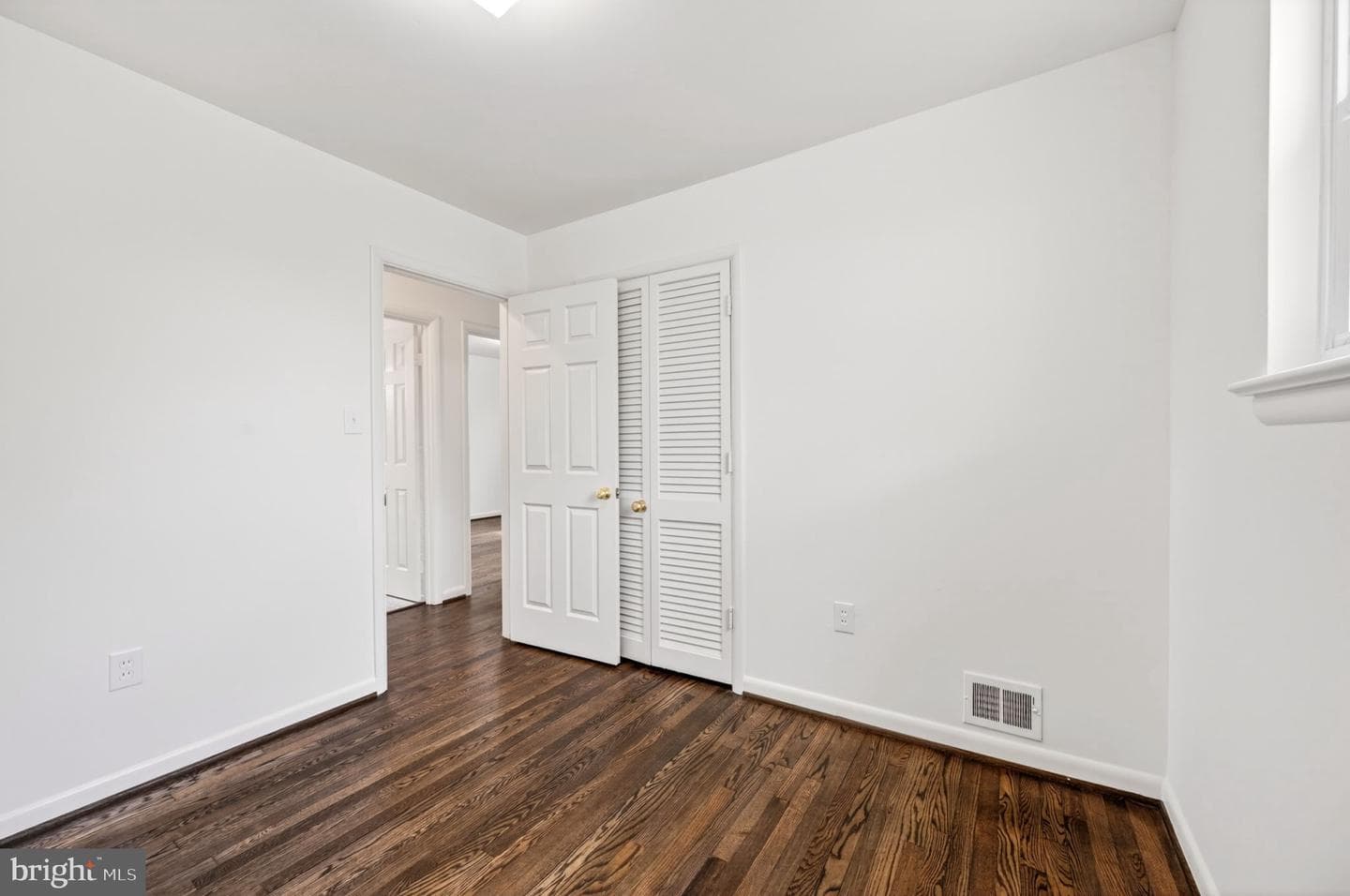 2412 Fordham Street photo 22