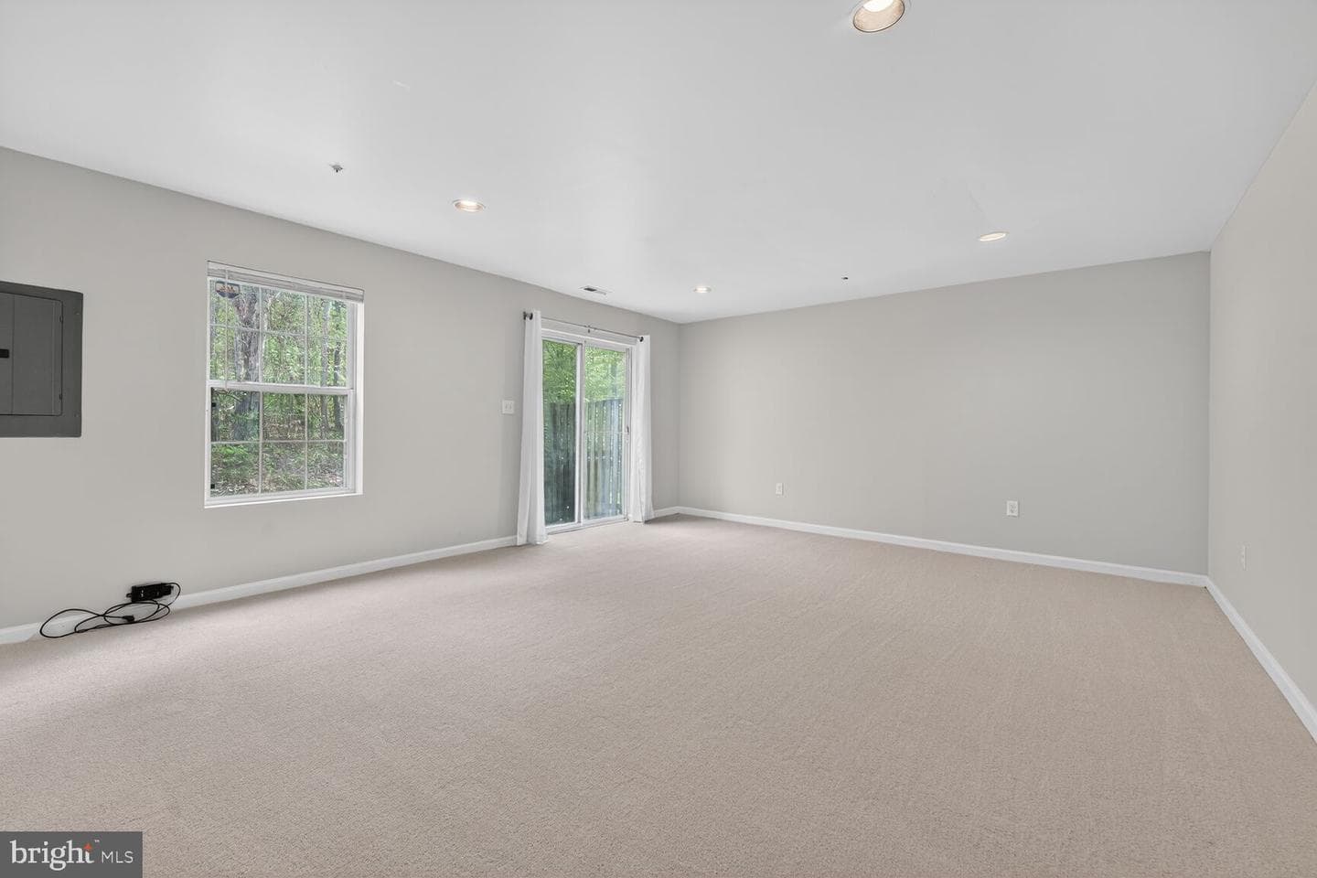1546 Deep Gorge Court photo 16