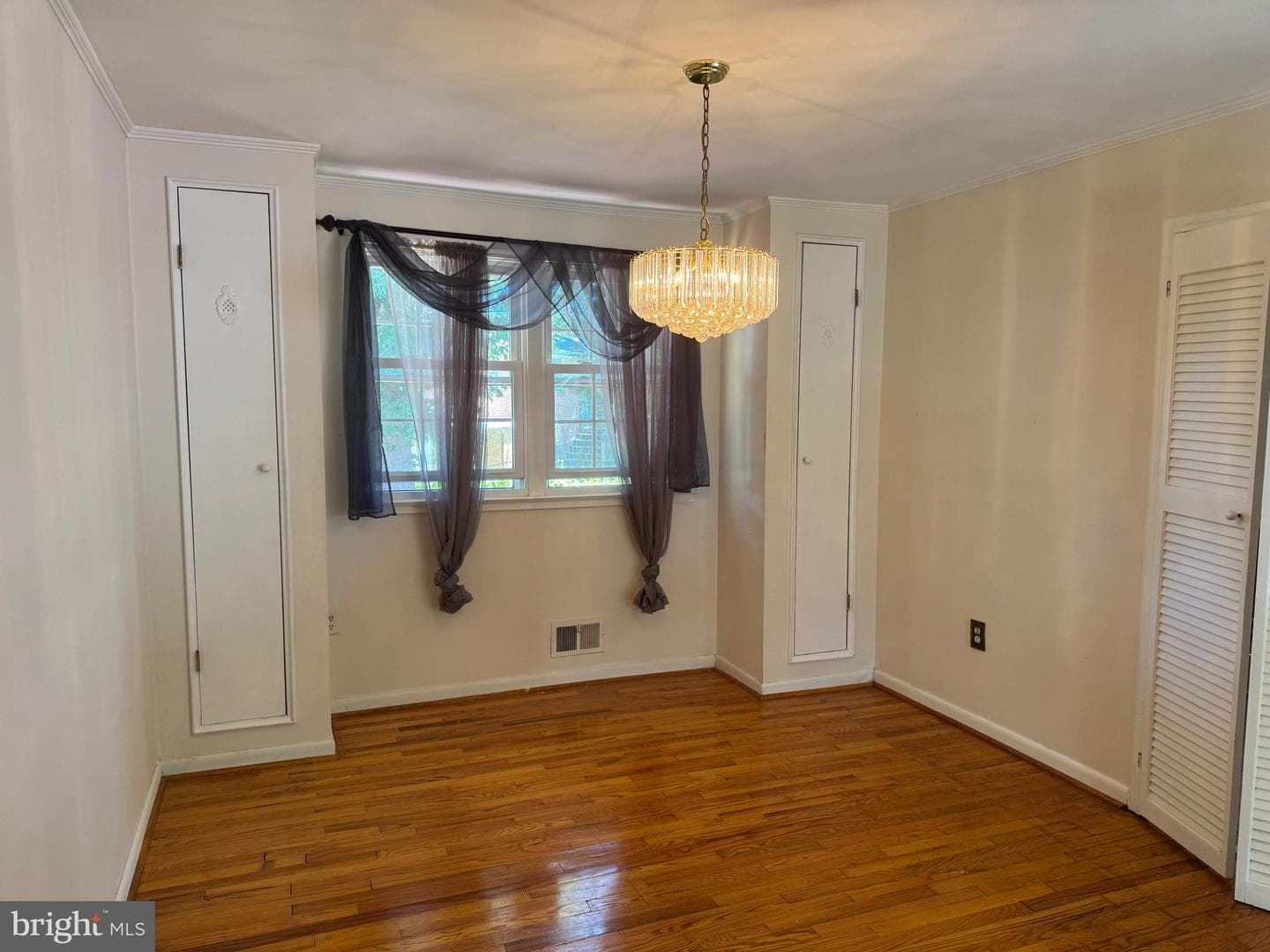6208 Harley Lane photo 3