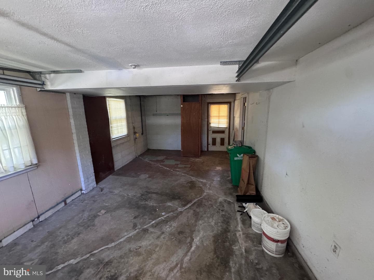 6208 Harley Lane photo 32