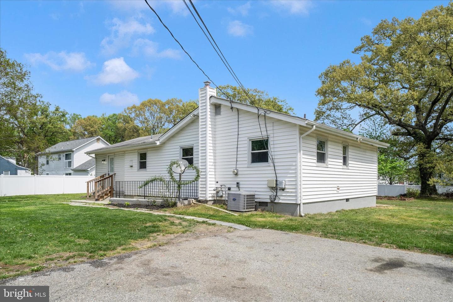 6737 Allentown Road photo 4