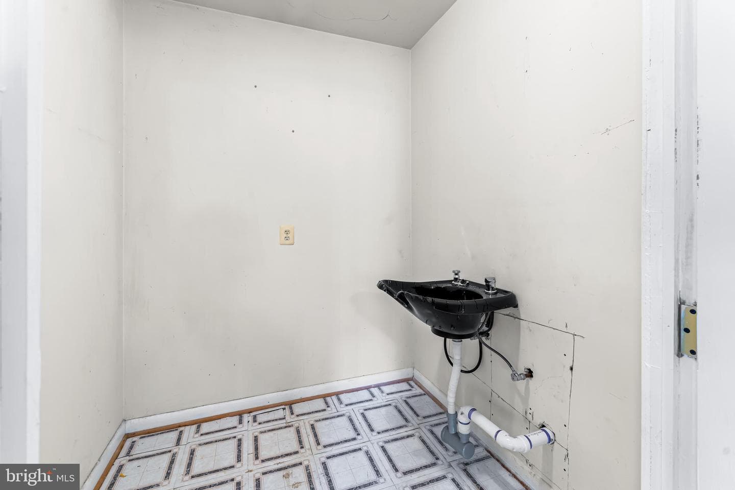 1112 Owens Road photo 29