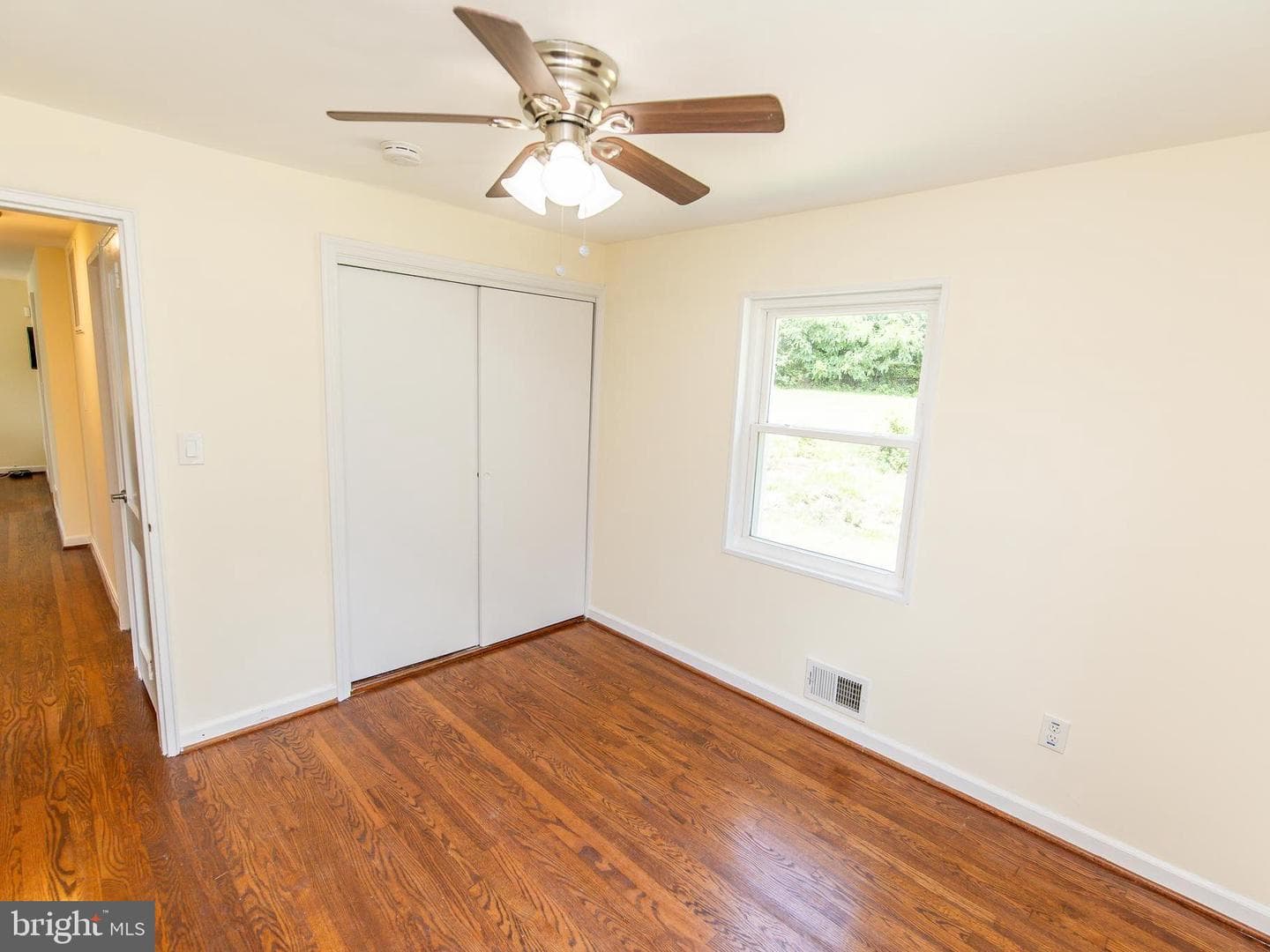 5014 N Englewood Drive photo 33