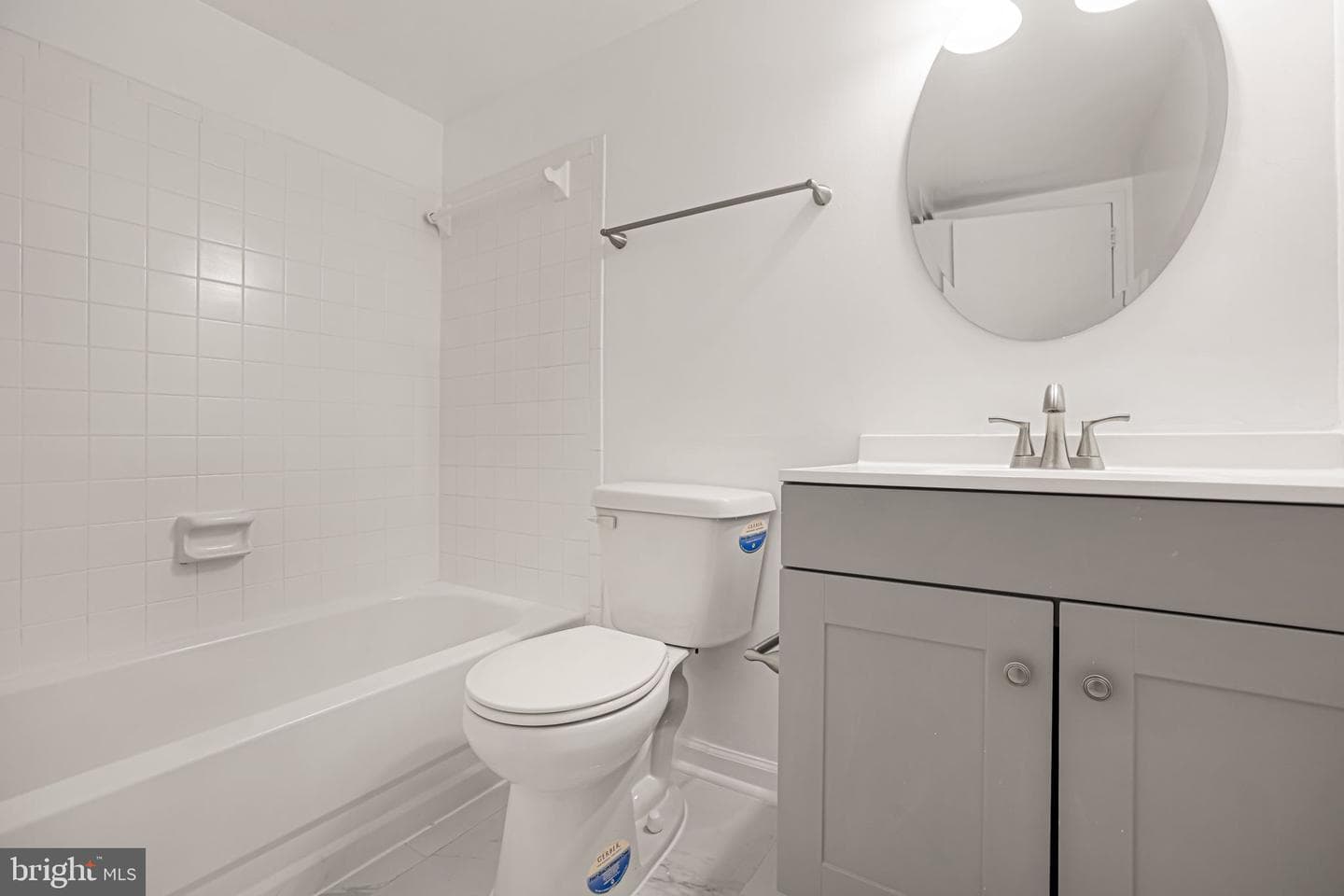 11210 Cherry Hill Rd # 111 photo 15