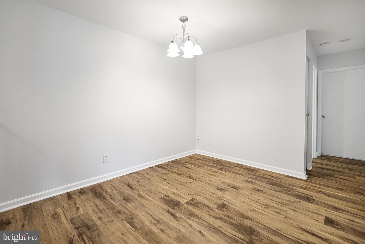 11210 Cherry Hill Rd # 111 photo 4