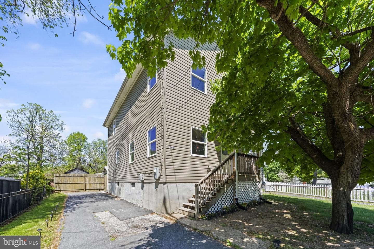 12910 9th Street photo 2