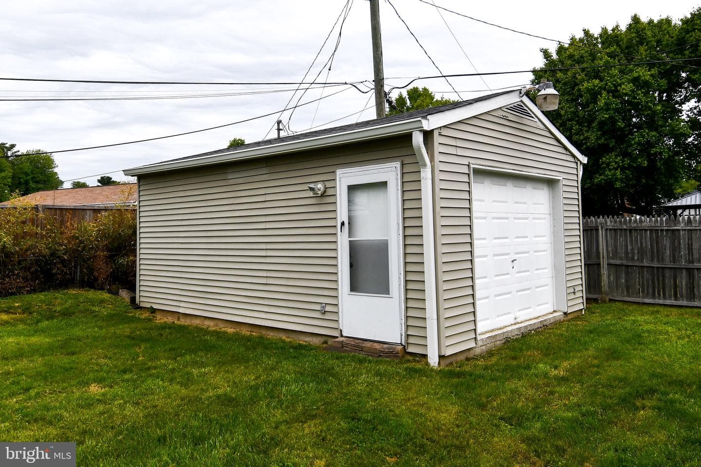 12424 Melling Lane photo 29
