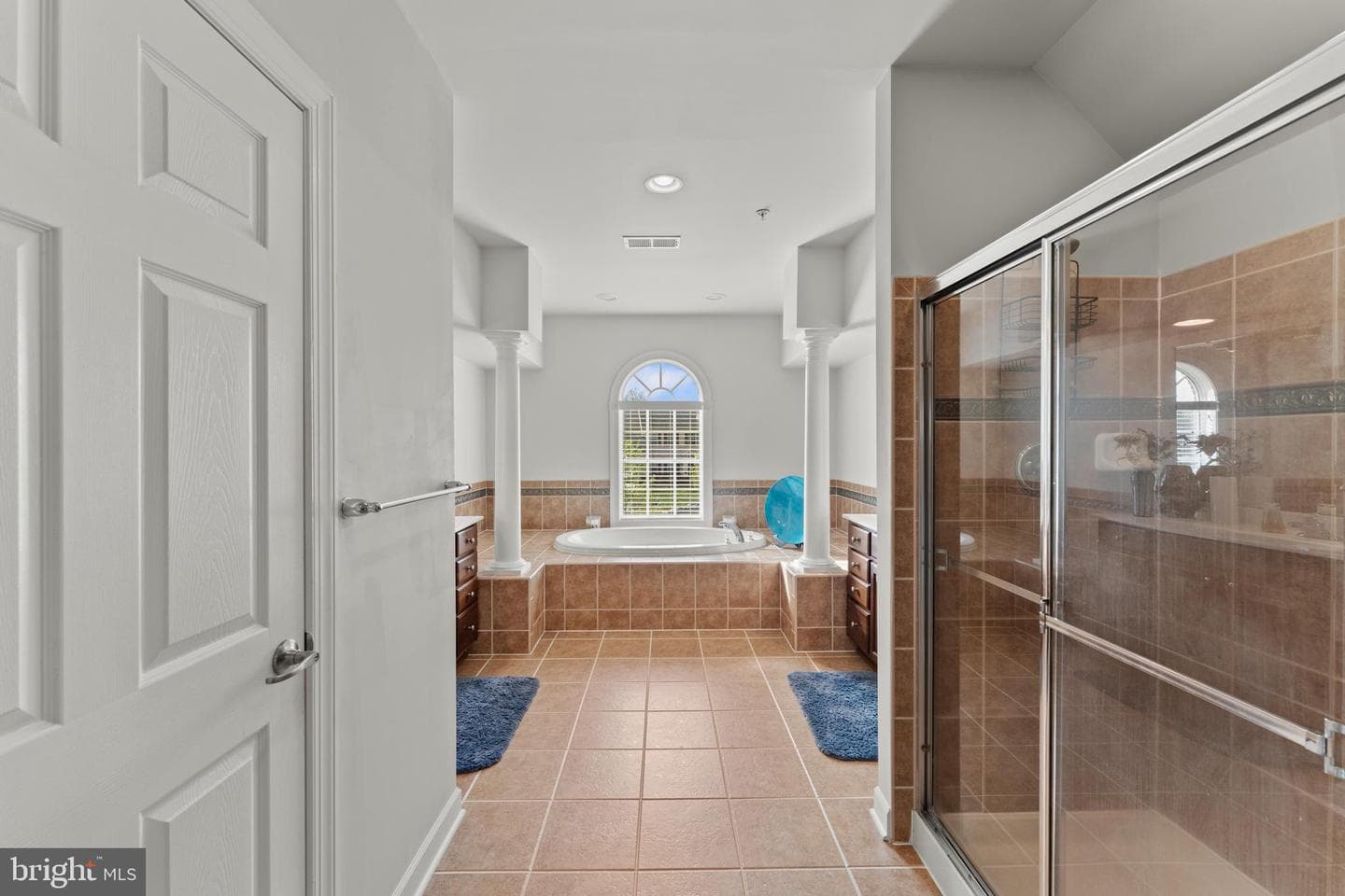 10916 Sir Paul Place photo 40