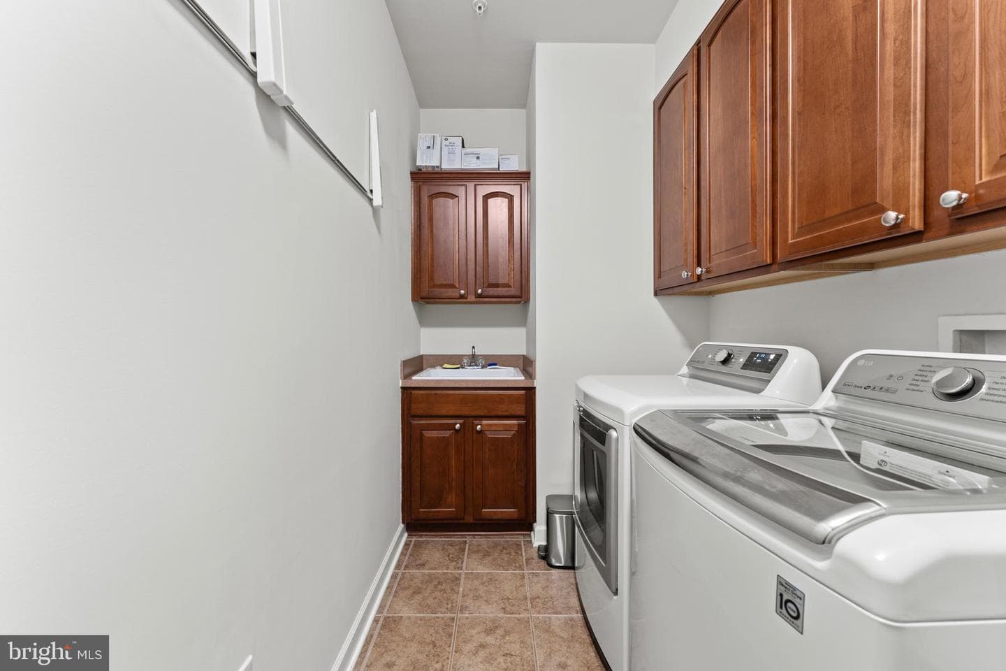 10916 Sir Paul Place photo 51