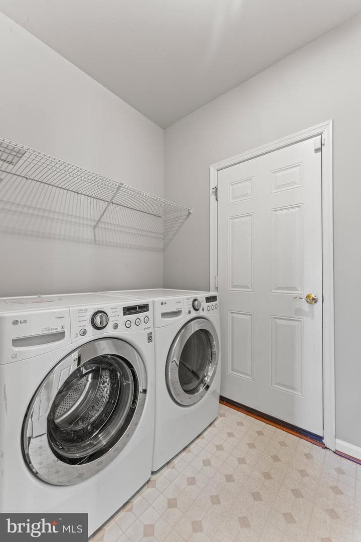 2311 Clerklee Way photo 23
