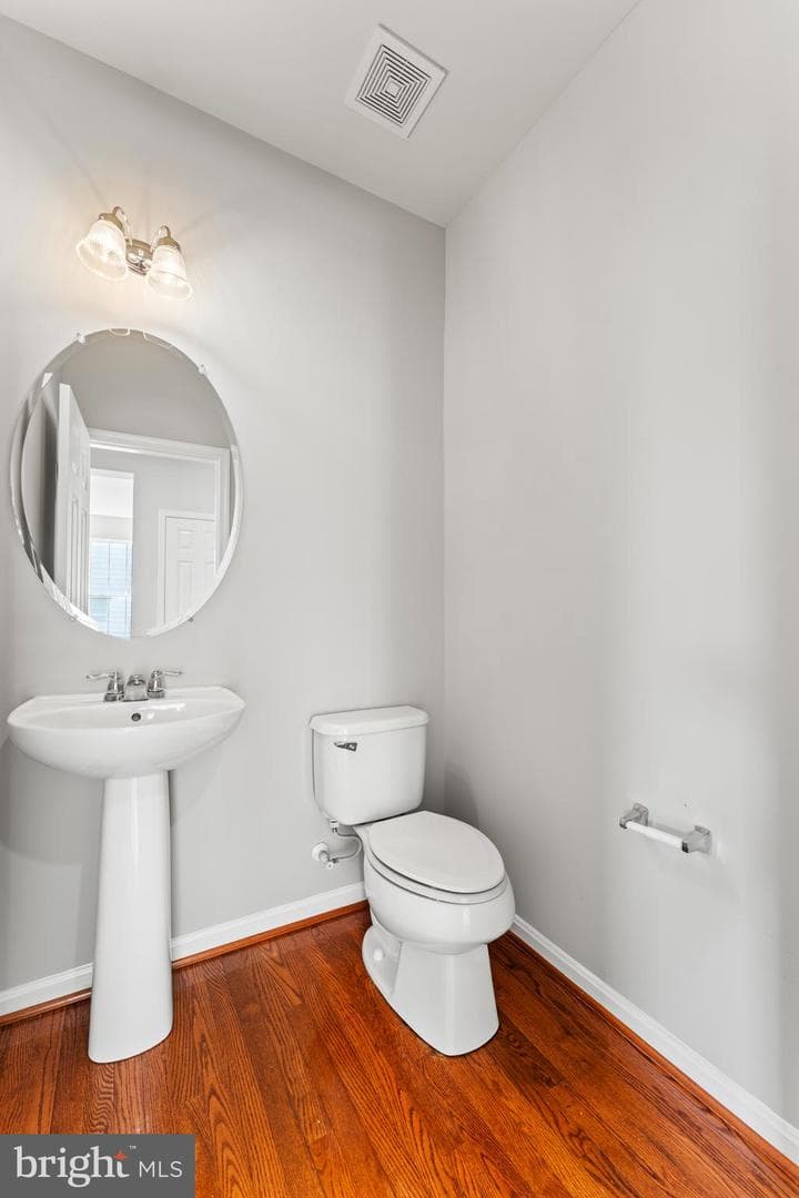 2311 Clerklee Way photo 9