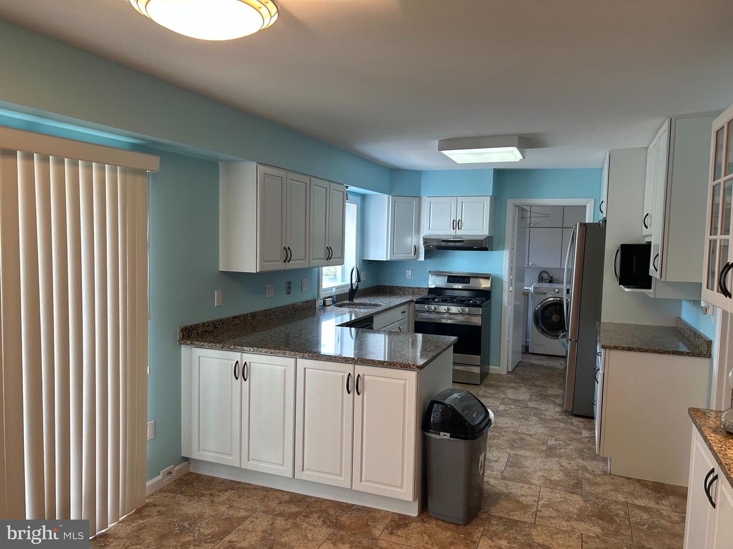 2903 Twisting Lane photo 19