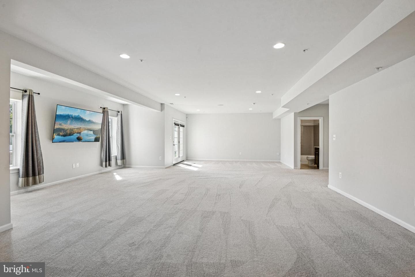 6201 Savannah Drive photo 25