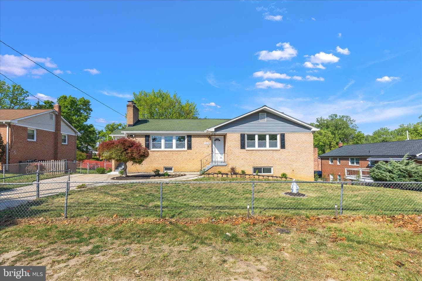 6810 Surratts Road photo 2