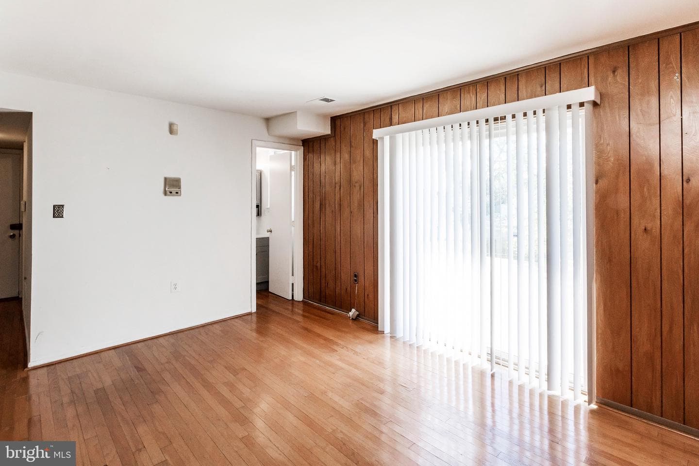 1701 Dekalb Court photo 8