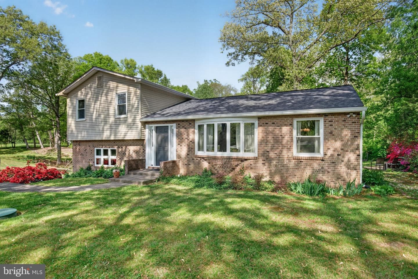 14004 S Springfield Road photo 2