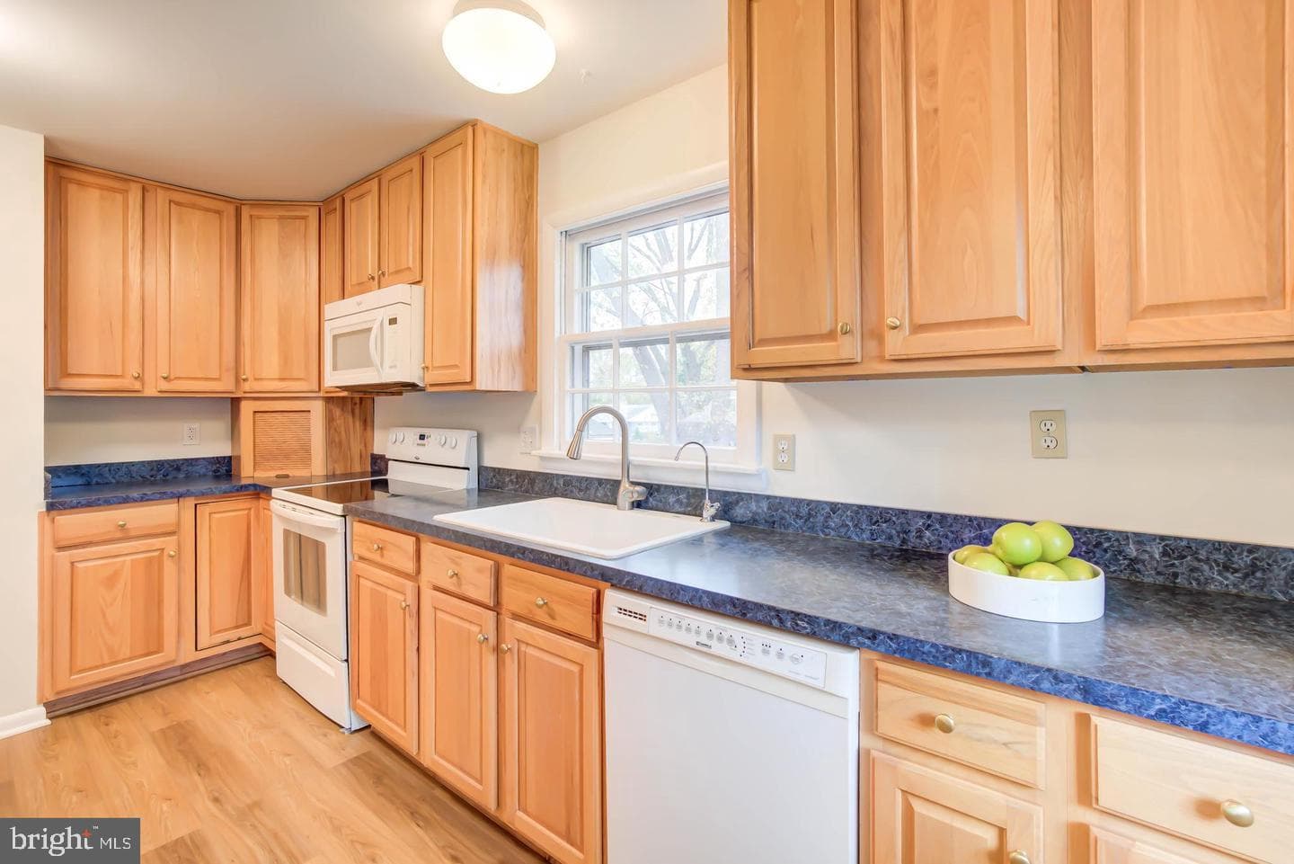 11207 Emack Road photo 13