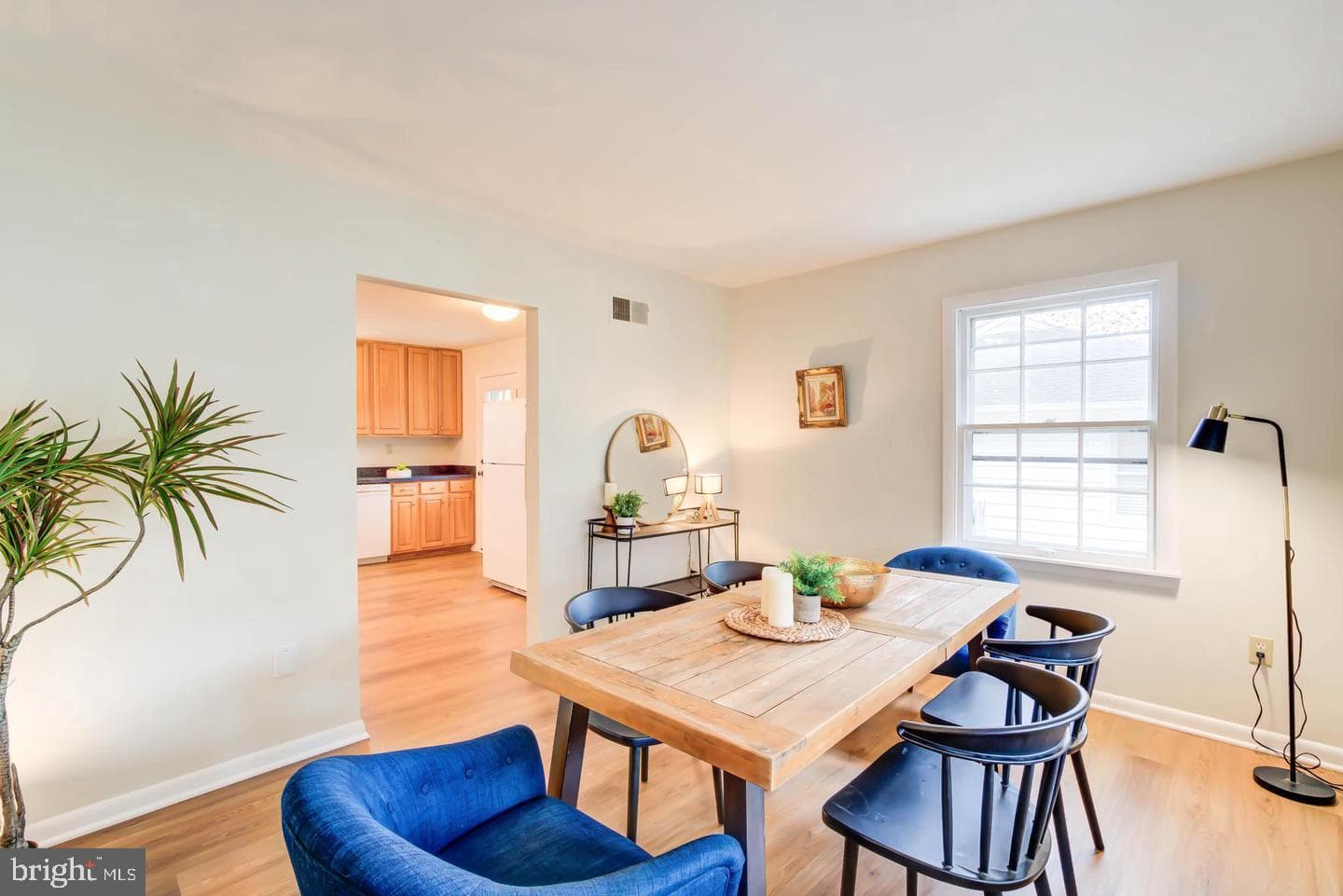 11207 Emack Road photo 6