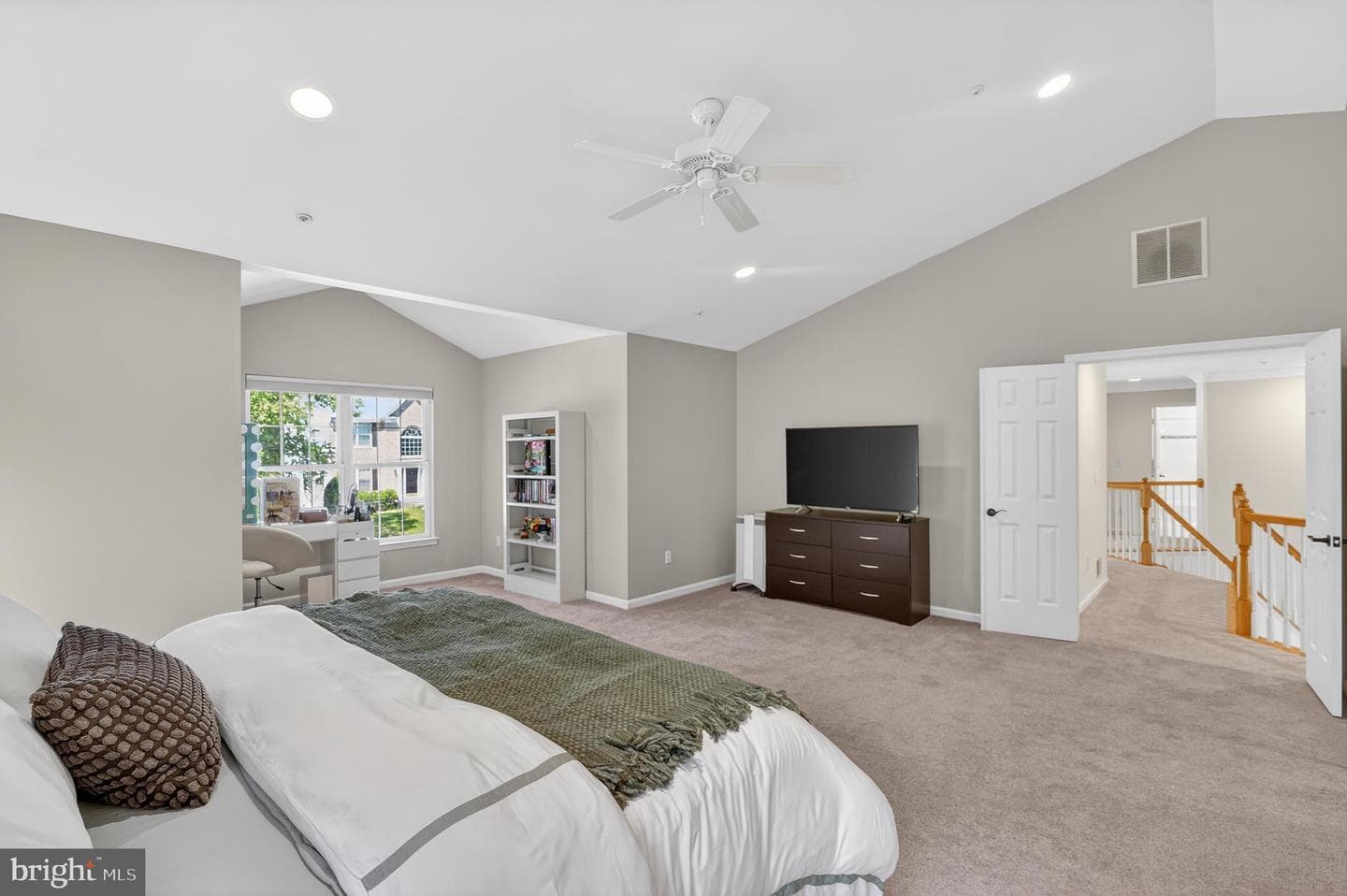 7817 Aylesford Lane photo 18