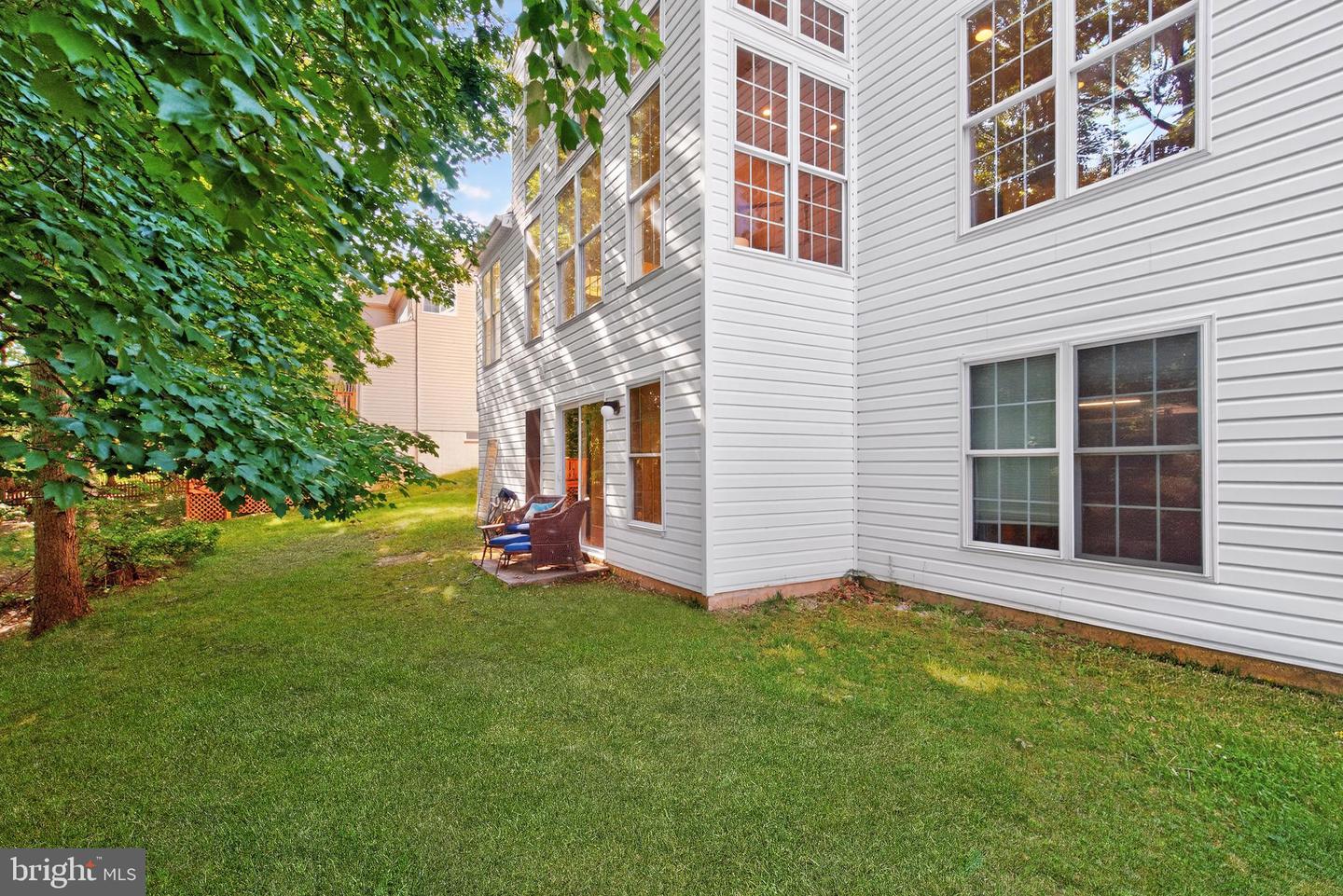 7817 Aylesford Lane photo 38