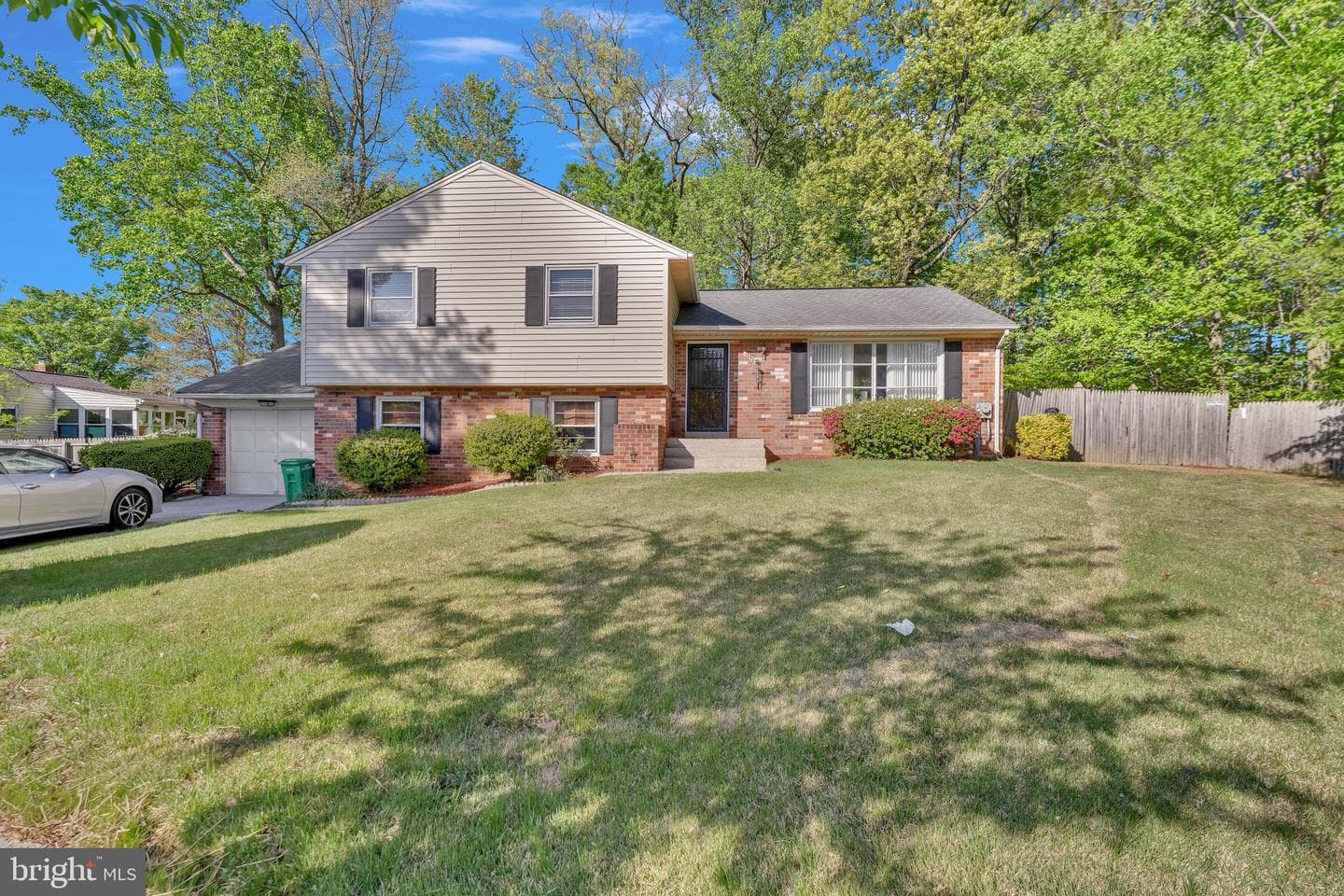 12902 Lakeston