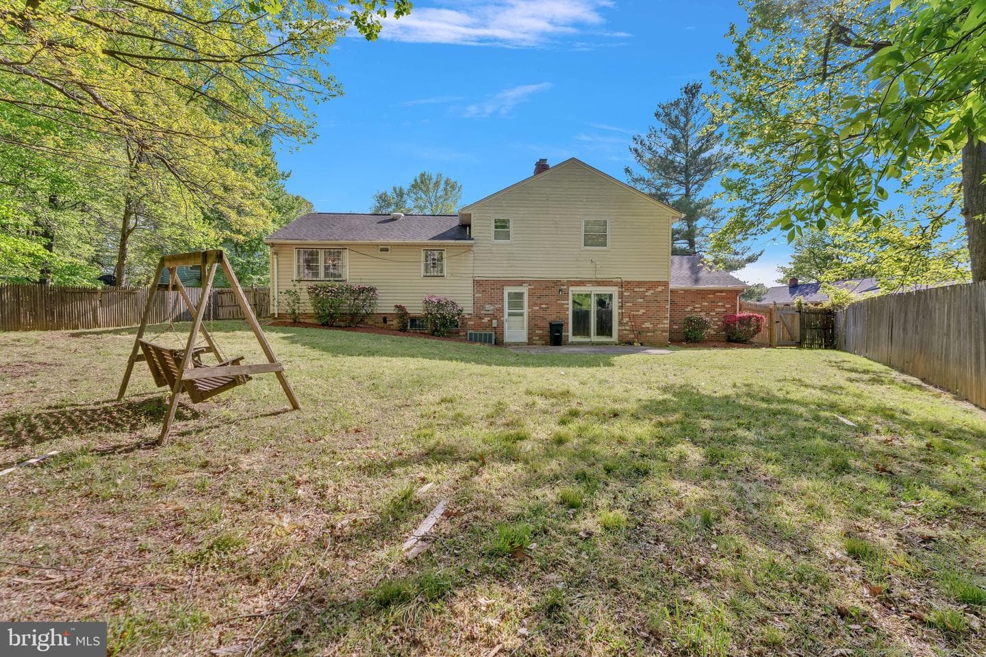 12902 Lakeston photo 15