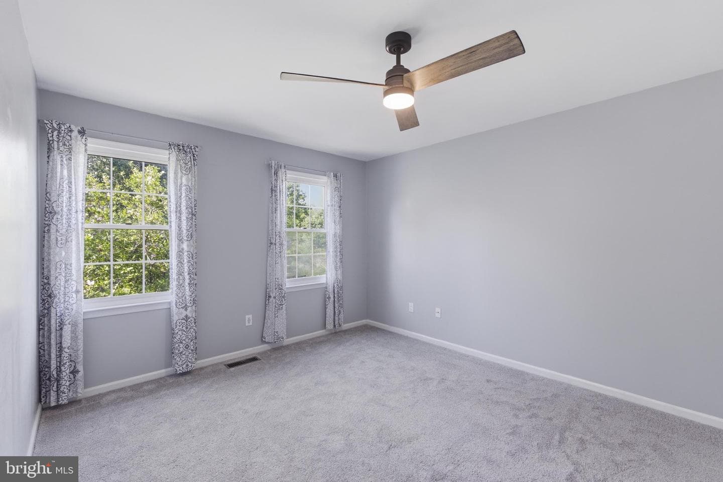 13601 Pendleton Street photo 25