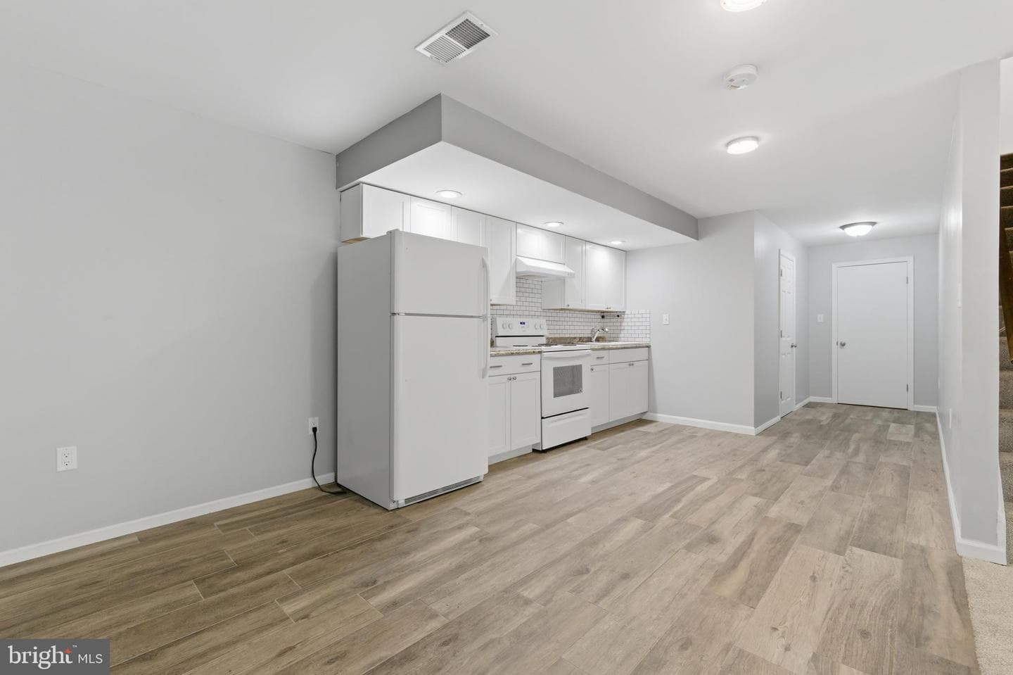 13601 Pendleton Street photo 30