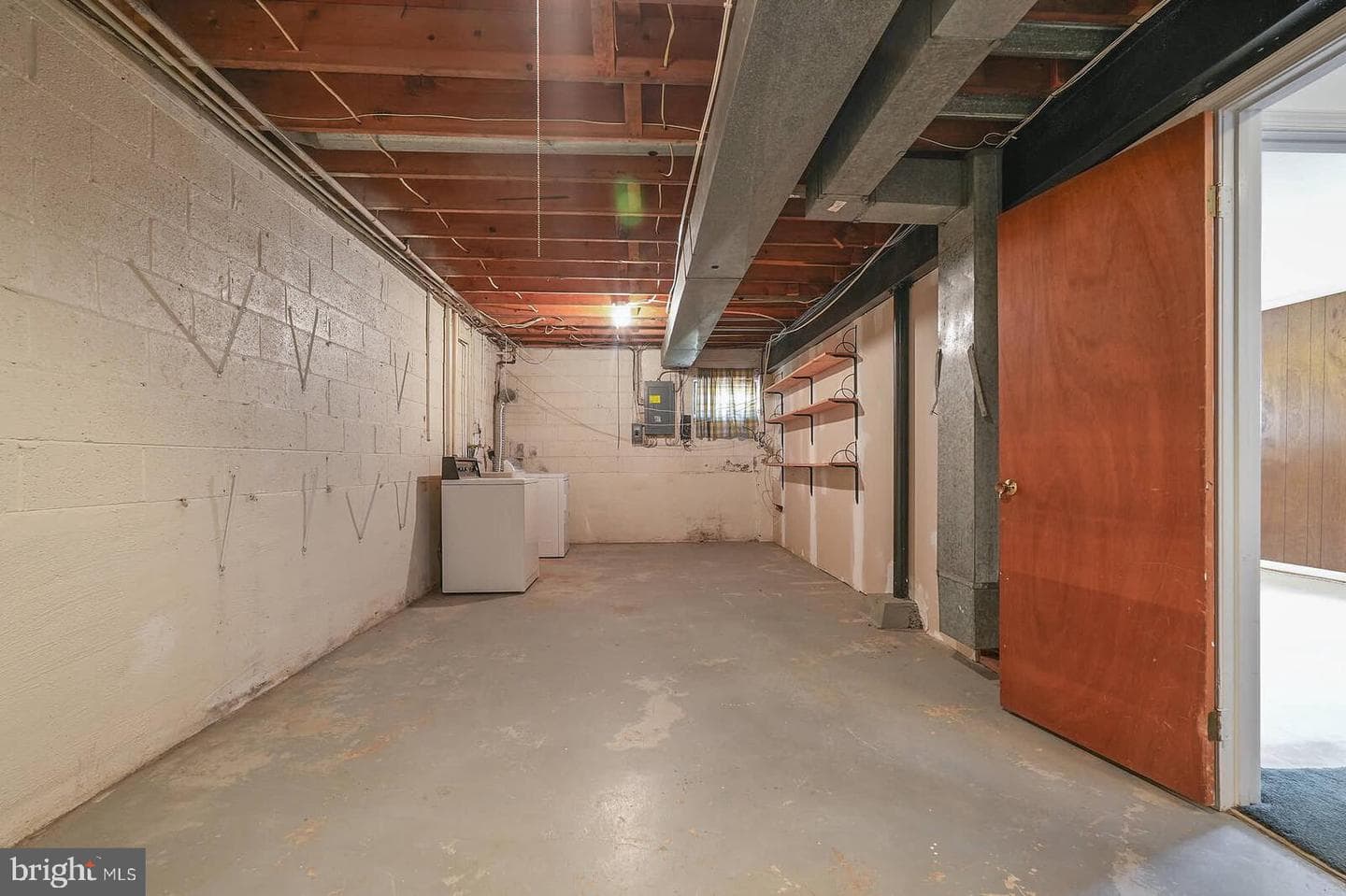 4 Thurston Drive photo 27