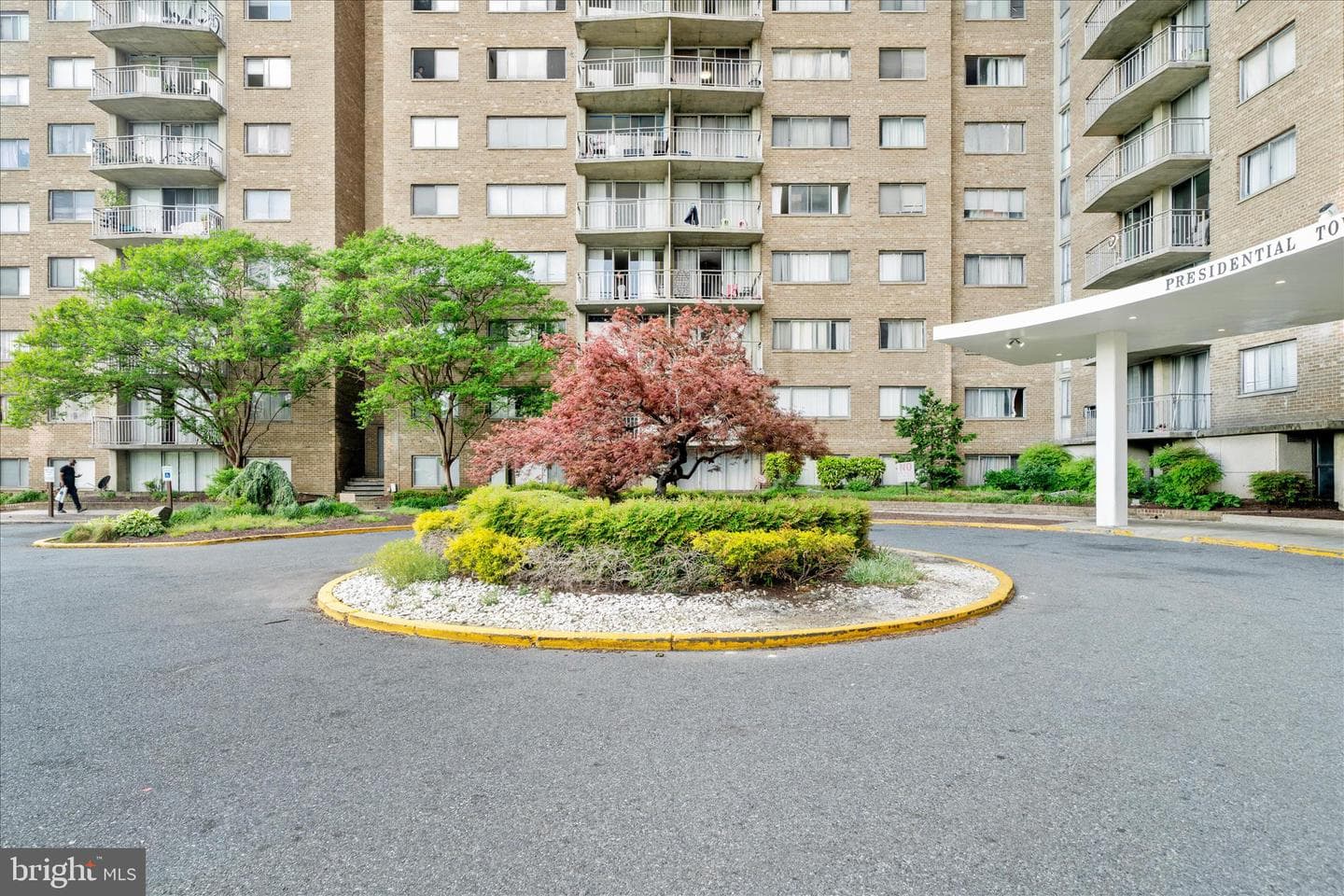 1836 Metzerott Road #904 photo 32