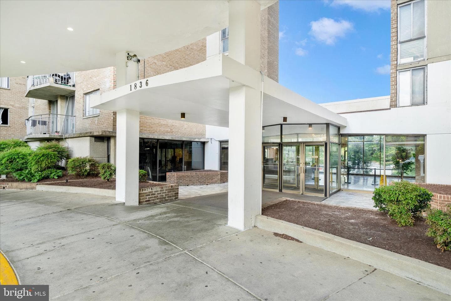 1836 Metzerott Road #904 photo 33