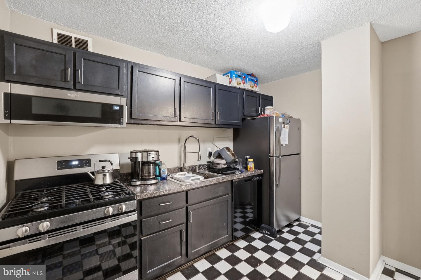 1836 Metzerott Road #904 photo 6