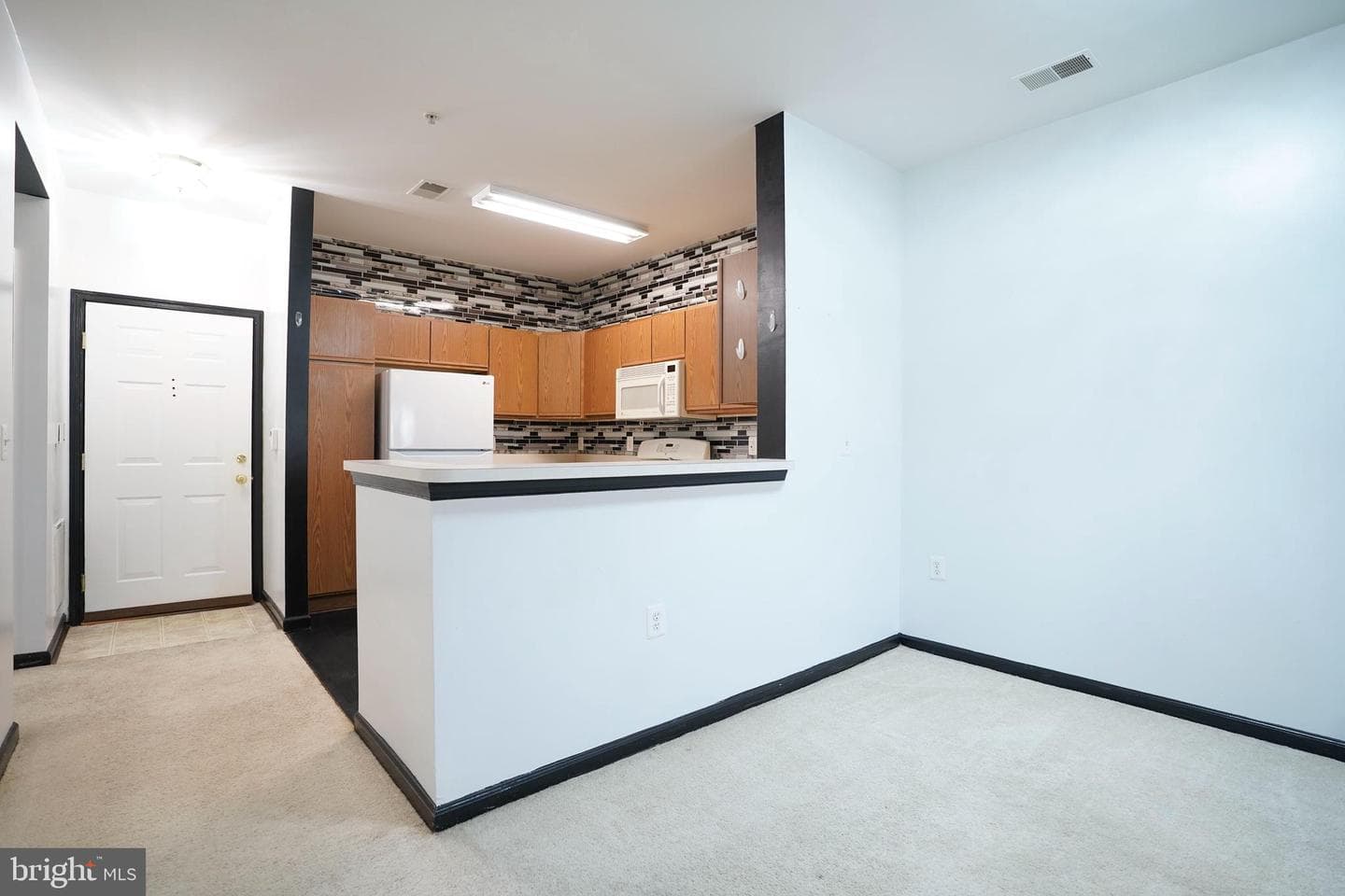 1321 Karen Boulevard #208 photo 6