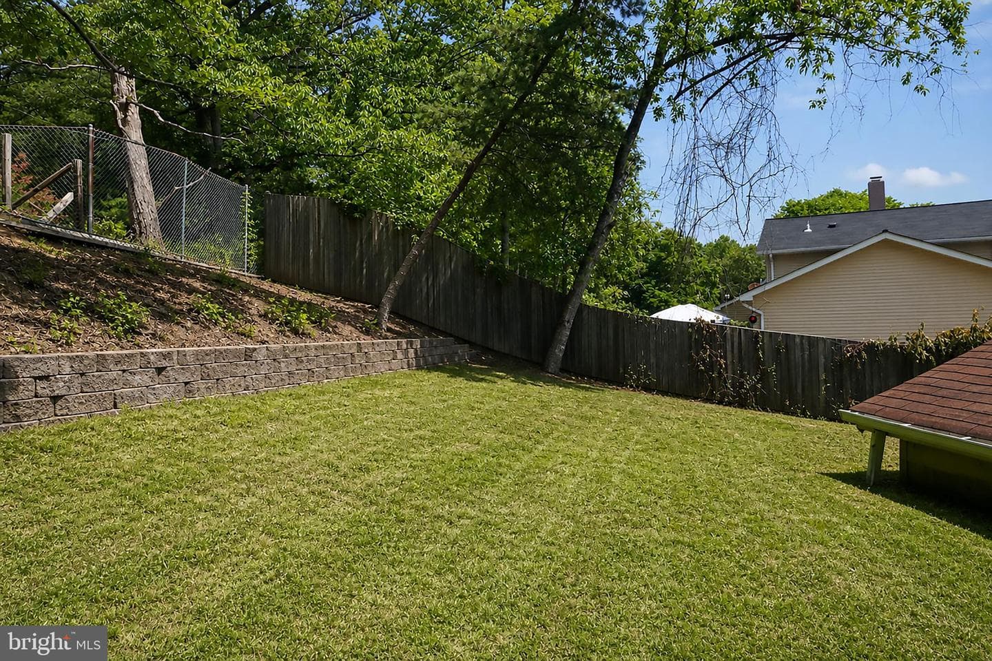 8102 Thornfield Terrace photo 35