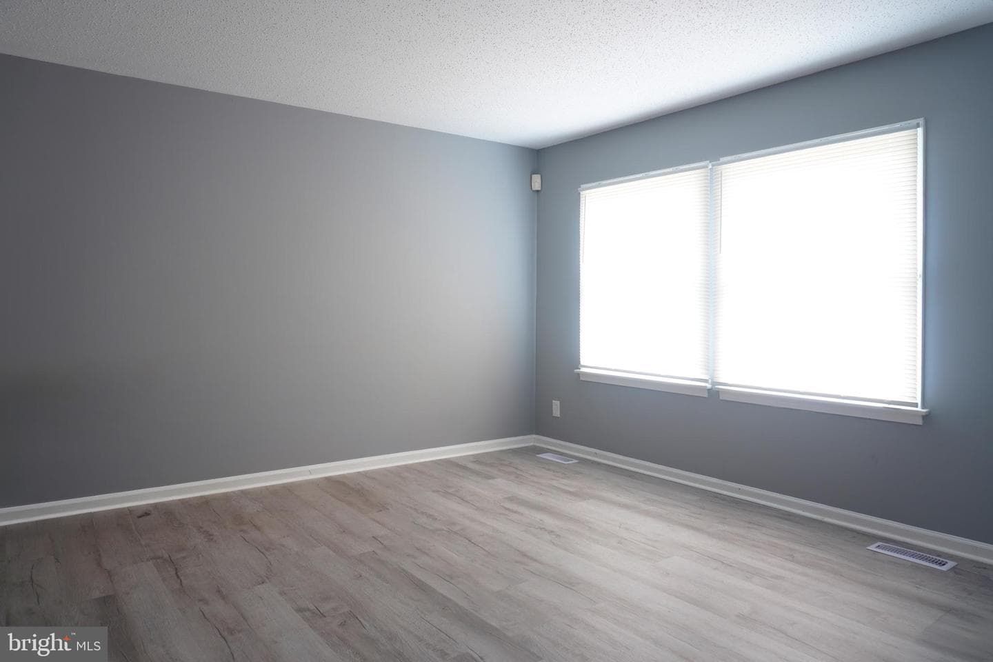8102 Thornfield Terrace photo 4