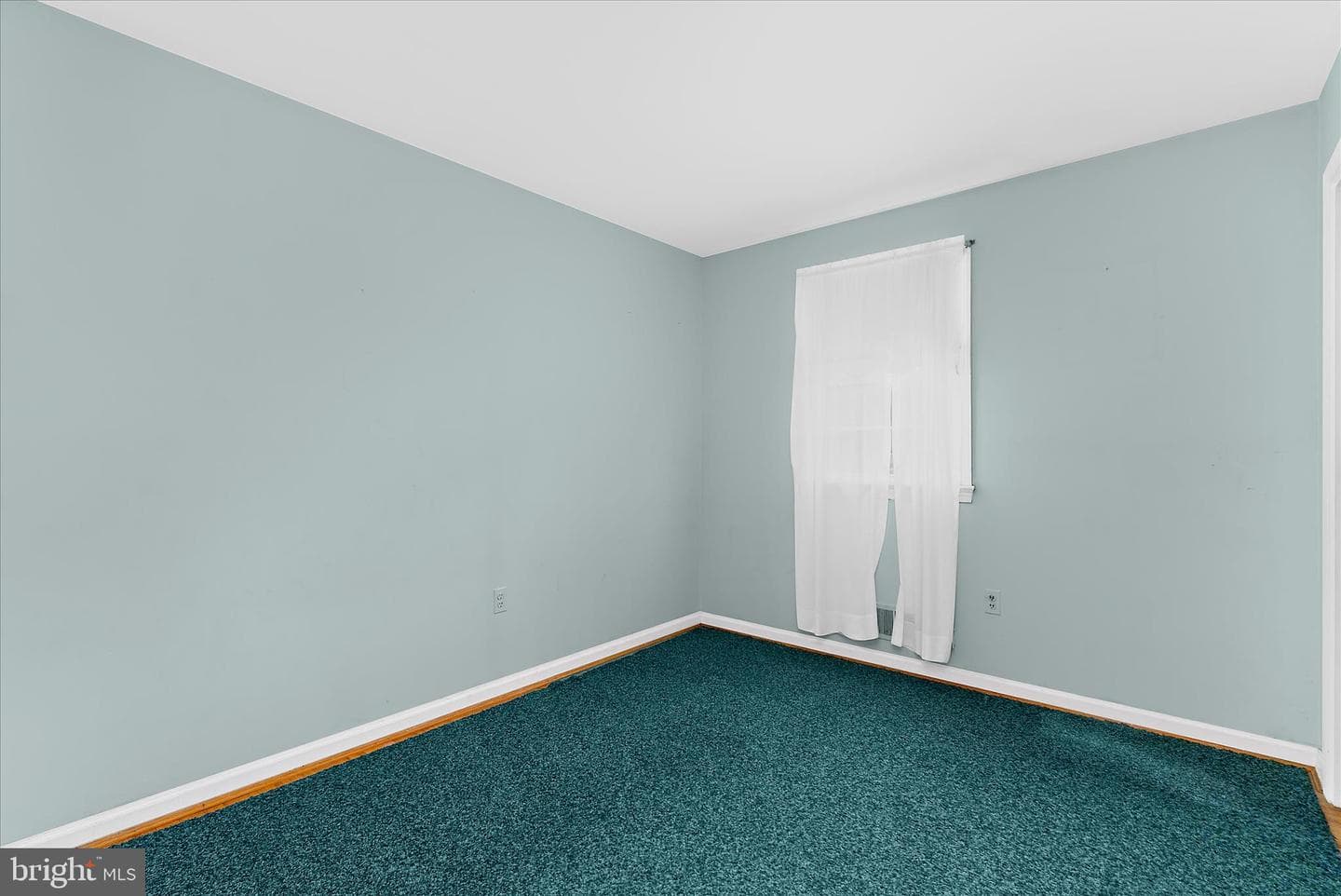 7708 Gambier Drive photo 21
