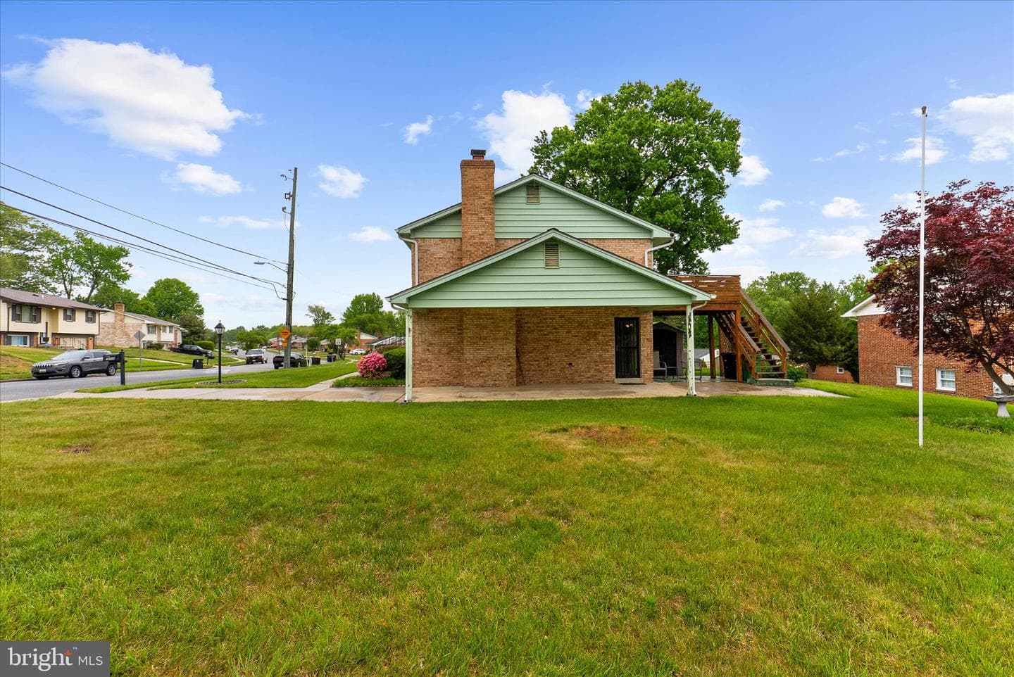 7708 Gambier Drive photo 38