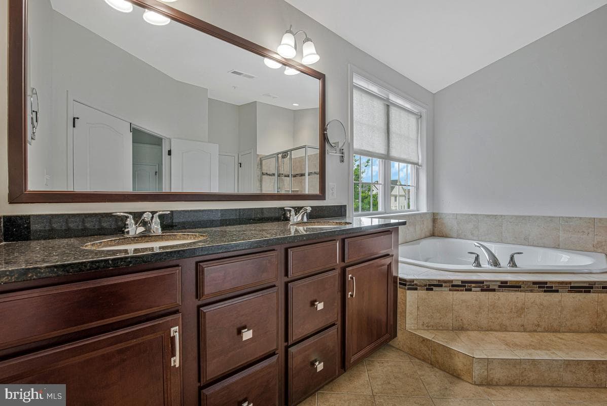 4507 Thoroughbred Drive photo 29