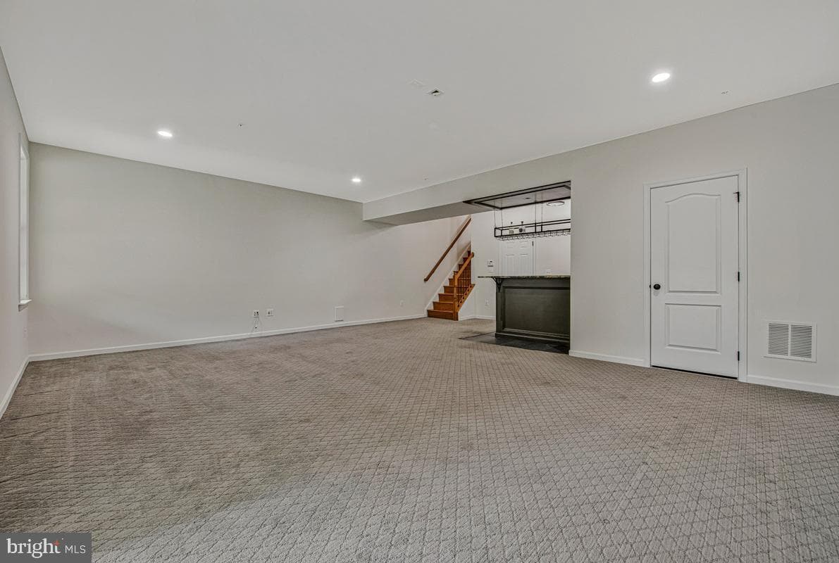 4507 Thoroughbred Drive photo 34