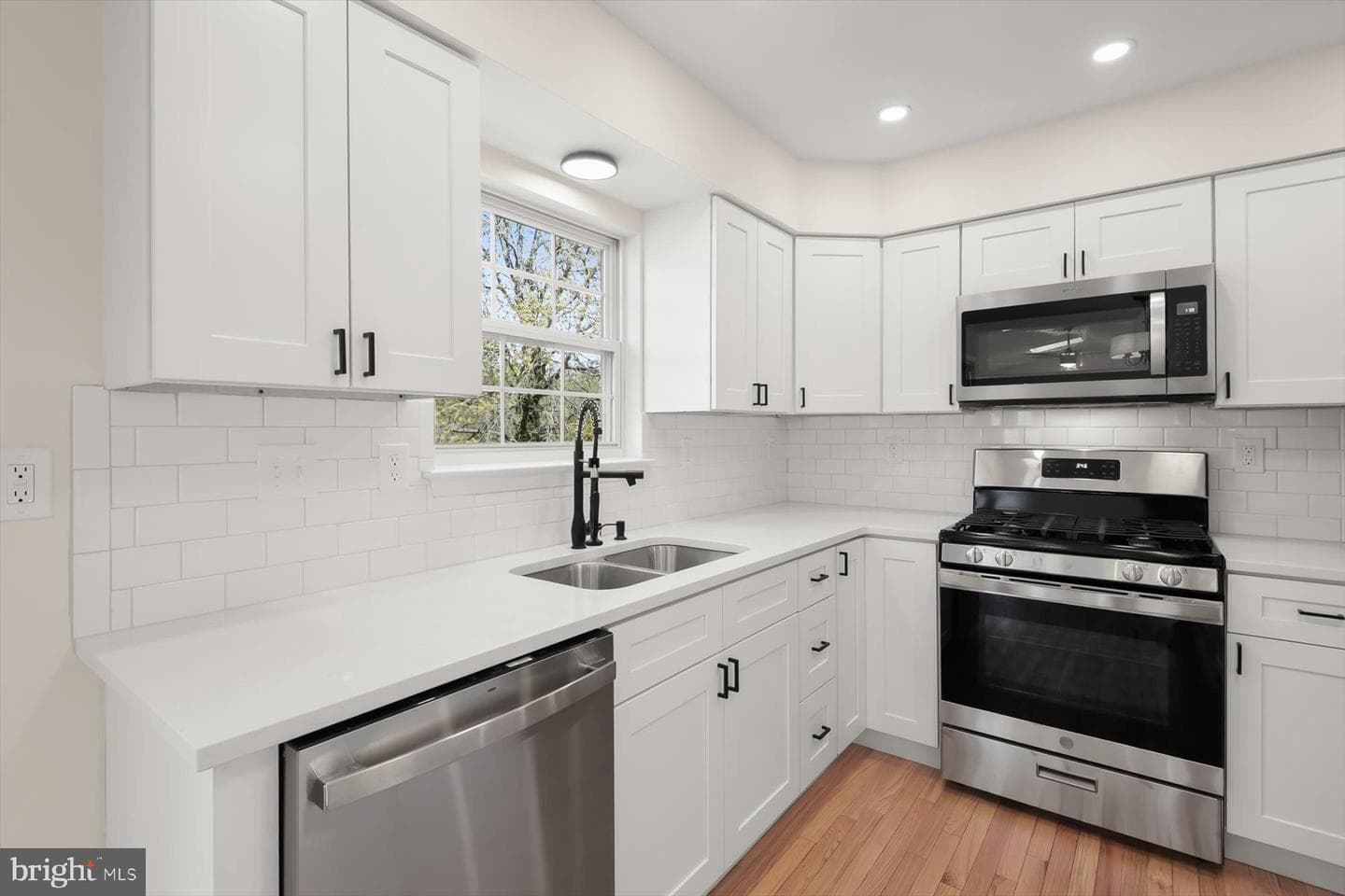 16212 Marsham Drive photo 18