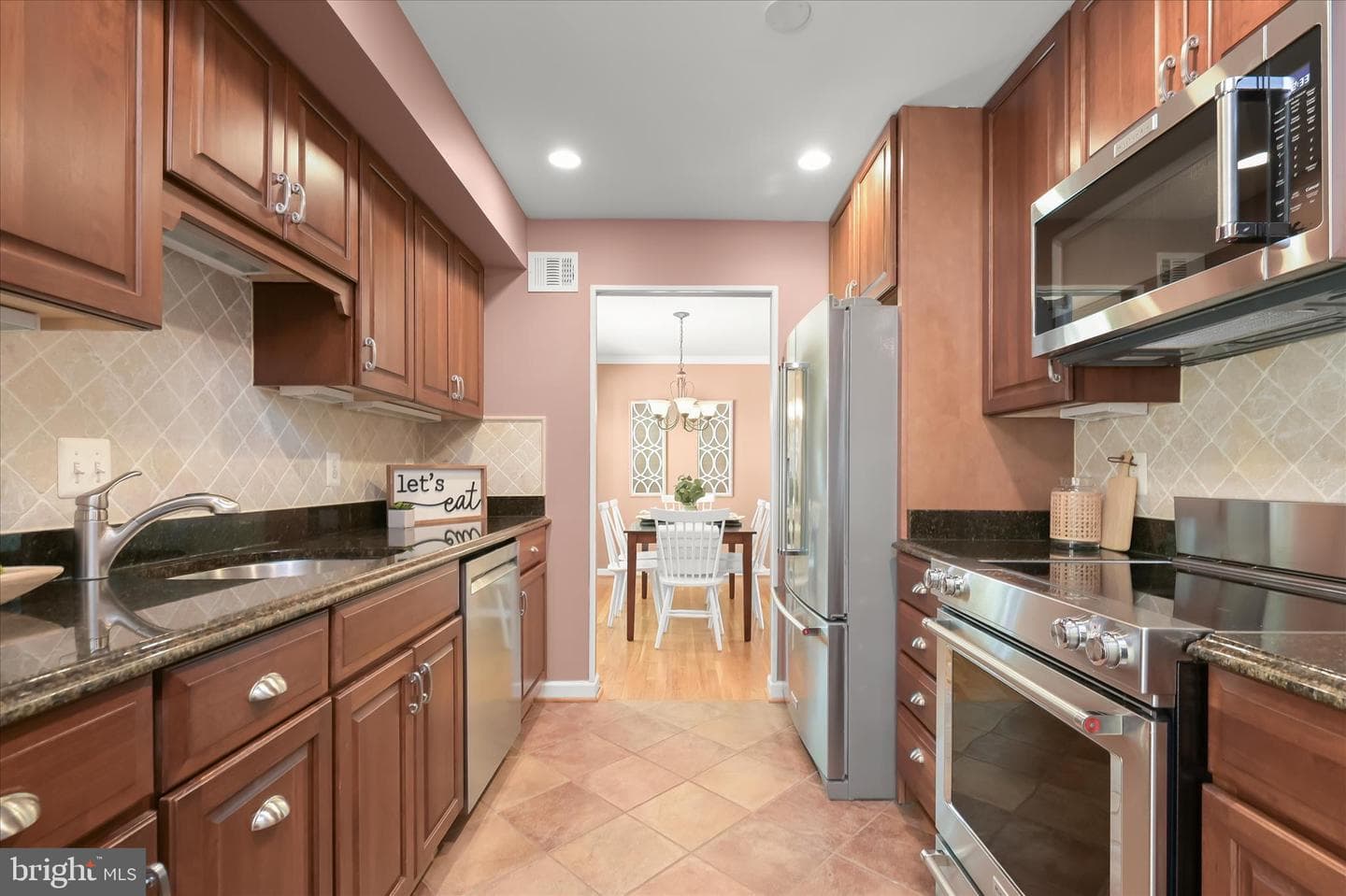 16105 Kent Road photo 14