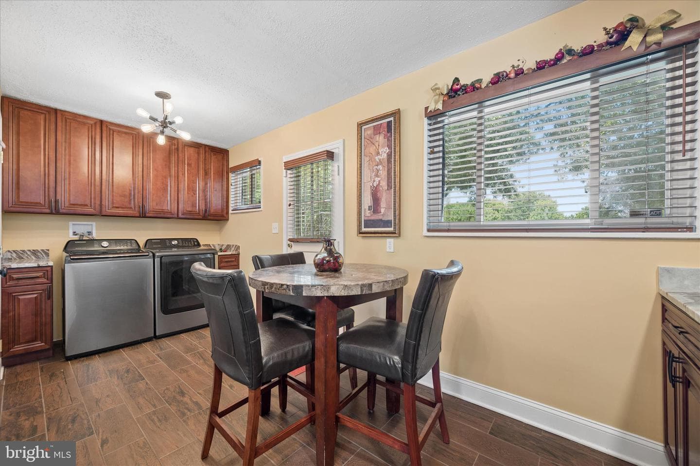 6803 Adelphi Road photo 20