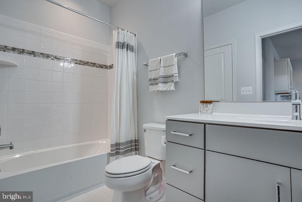 518 Triggerfish Drive photo 23