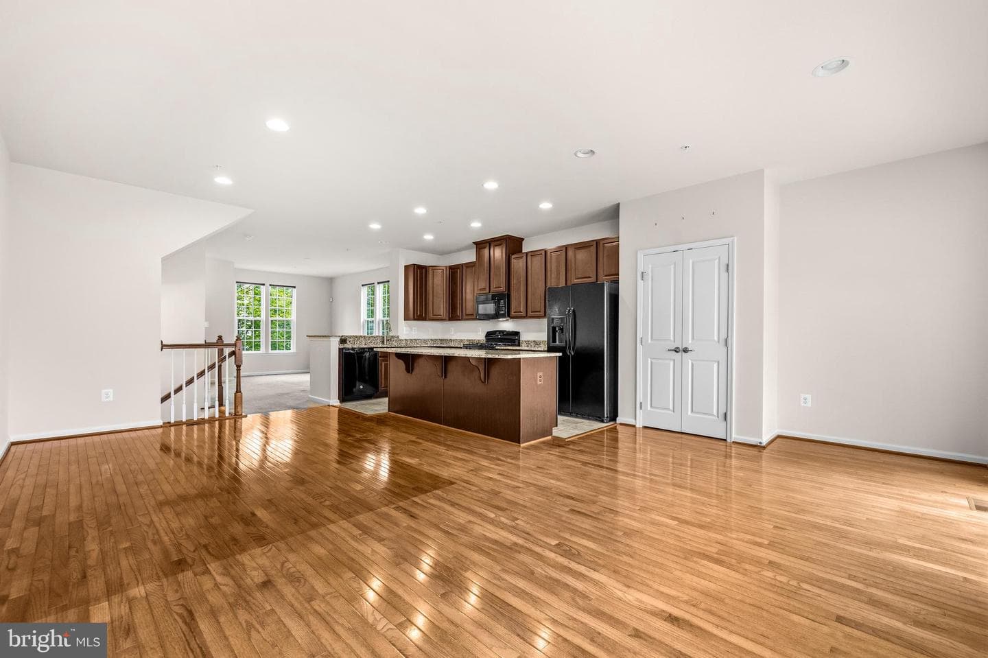 14913 Rockcastle Street photo 11